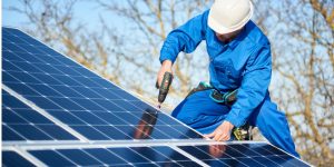 Installation Maintenance Panneaux Solaires Photovoltaïques à Izon